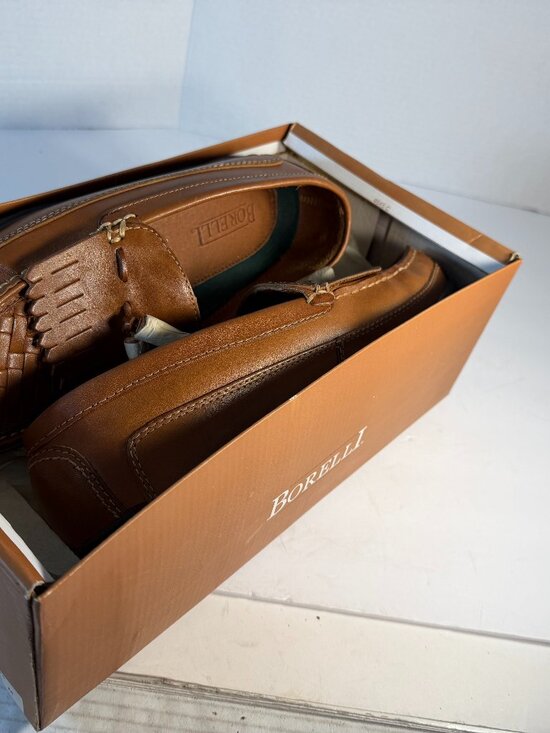 Men\'s size 10.5 Borelli  leather loafers main image 9